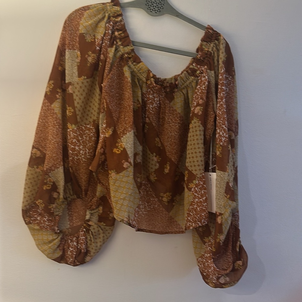 Live 4 Truth Patchwork Off-Shoulder Blouse NWT - image 5